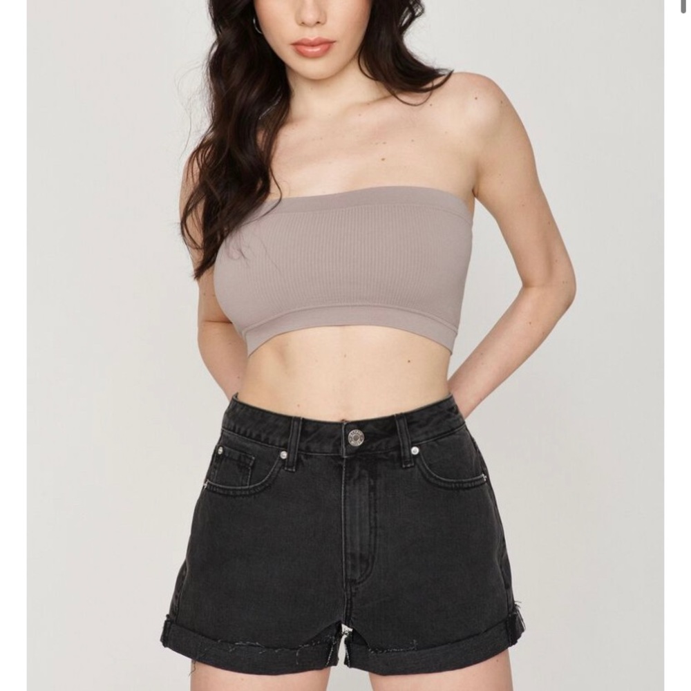 Garage Mom Jean Shorts Black Size 3 (26 Waist)